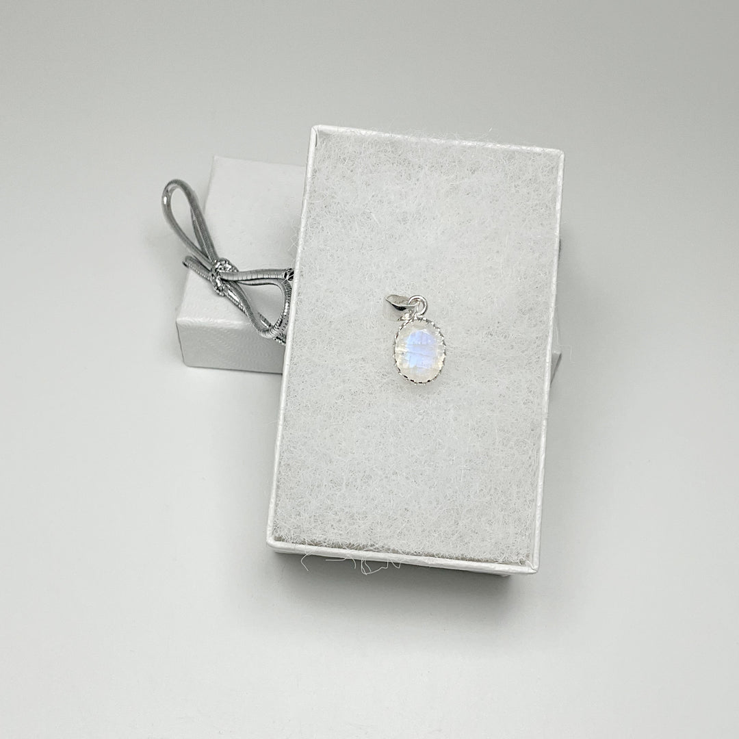 Rainbow Moonstone Pendant