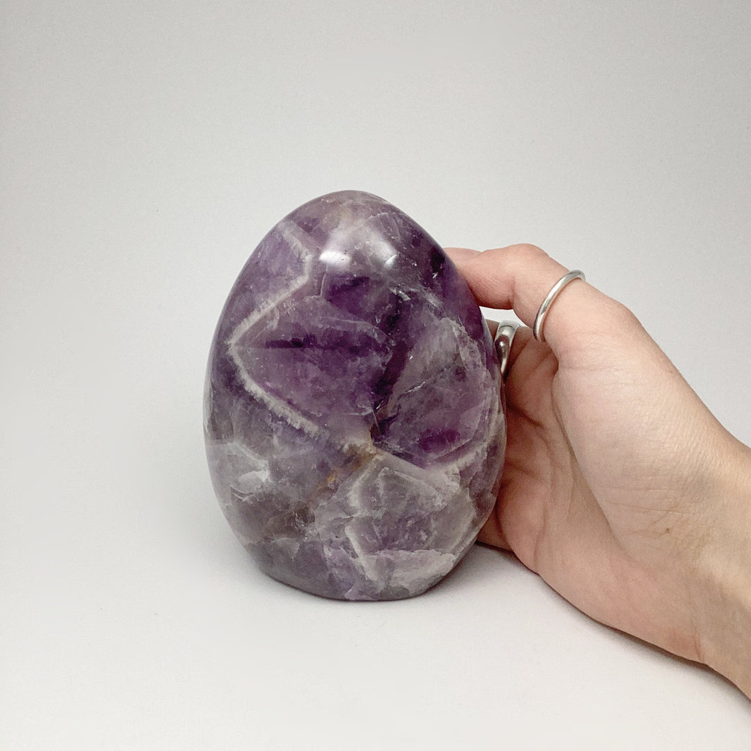 Chevron Amethyst Stand Up