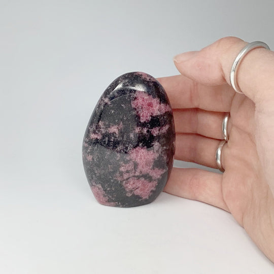 Rhodonite Stand Up