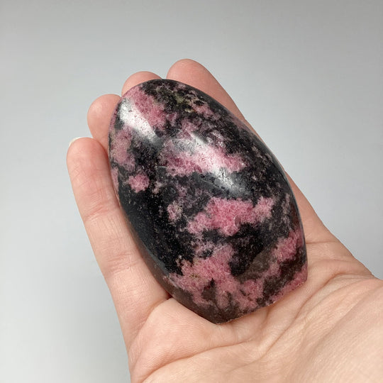 Rhodonite Stand Up