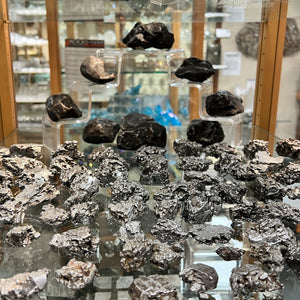 Show Off Your Rock & Mineral Collection With These Display Cases  Rock  collection display, Rock collection box, Rock collection storage