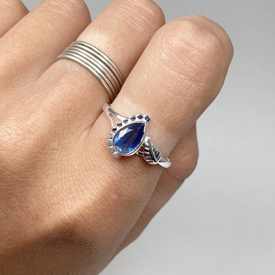 Kyanite Ring