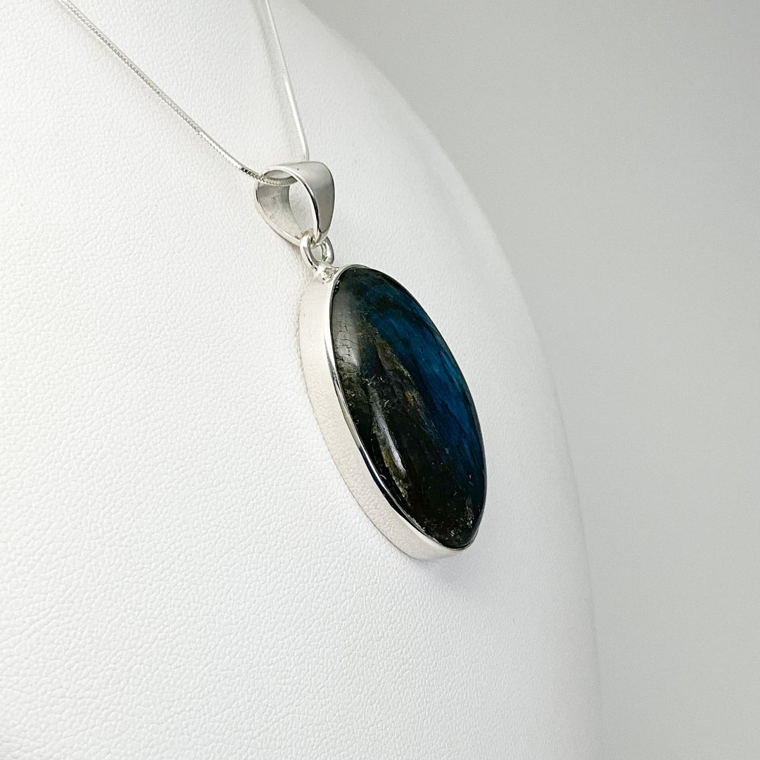 Labradorite Pendant