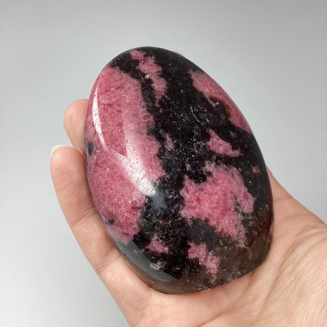 Rhodonite Stand Up