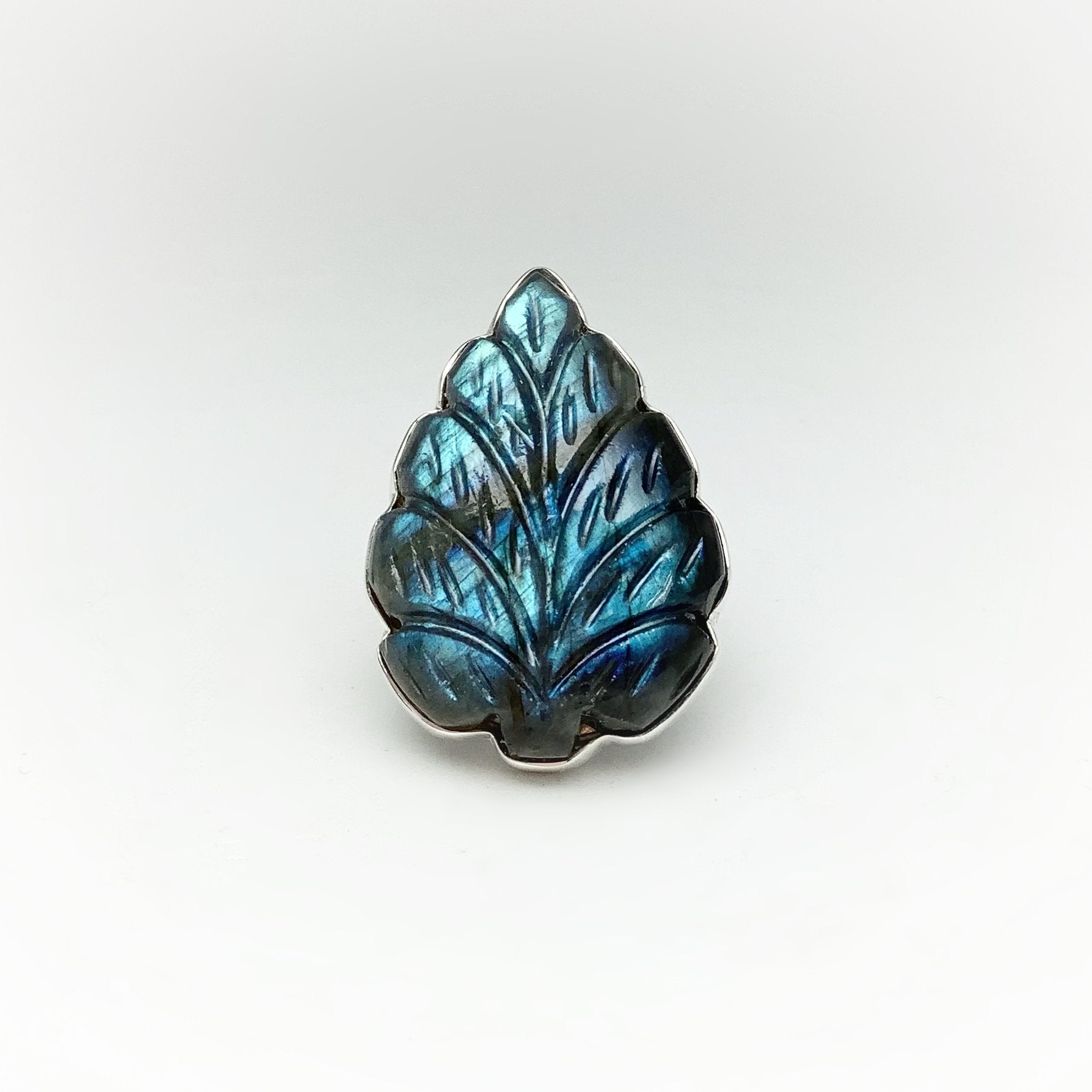 Labradorite Carved Ring