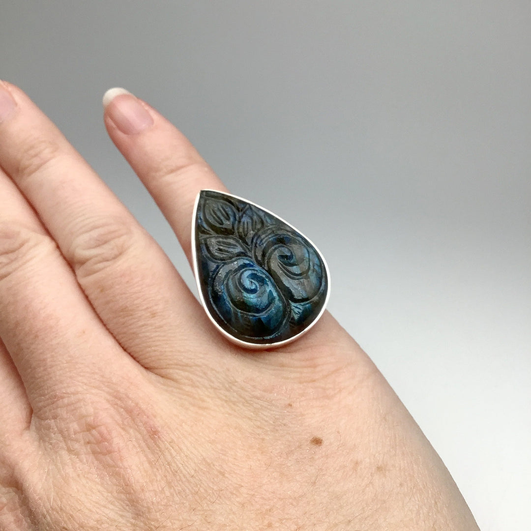 Labradorite Carved Ring