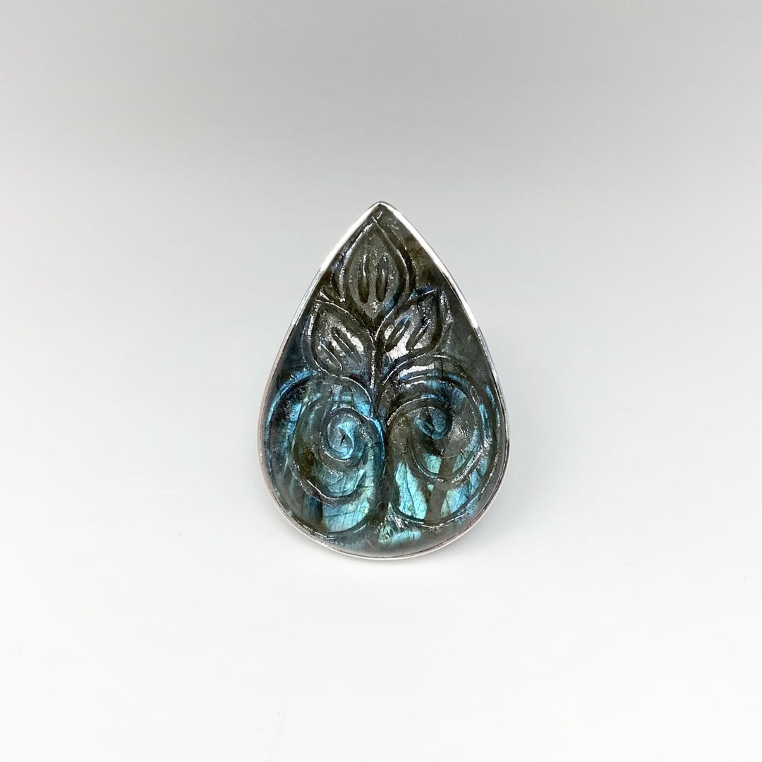 Labradorite Carved Ring