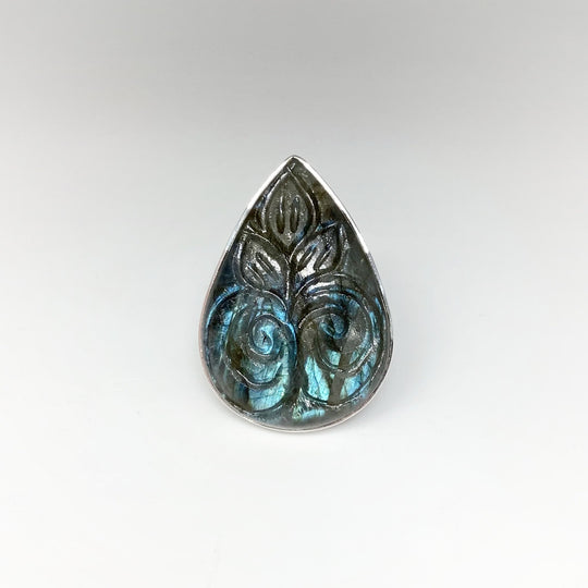 Labradorite Carved Ring