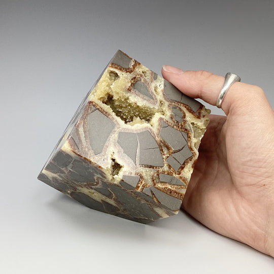 Septarian Cube