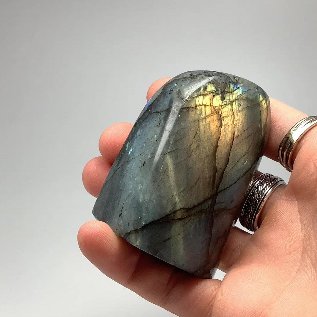 Labradorite Stand Up