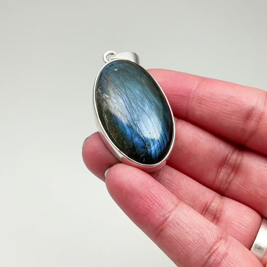 Labradorite Pendant