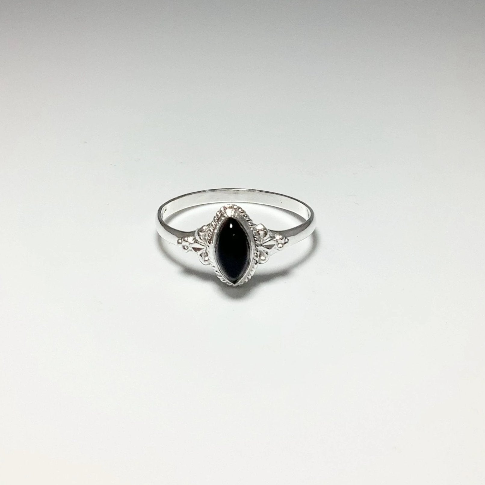 Vintage Sterling Silver Black Onyx outlet Ring