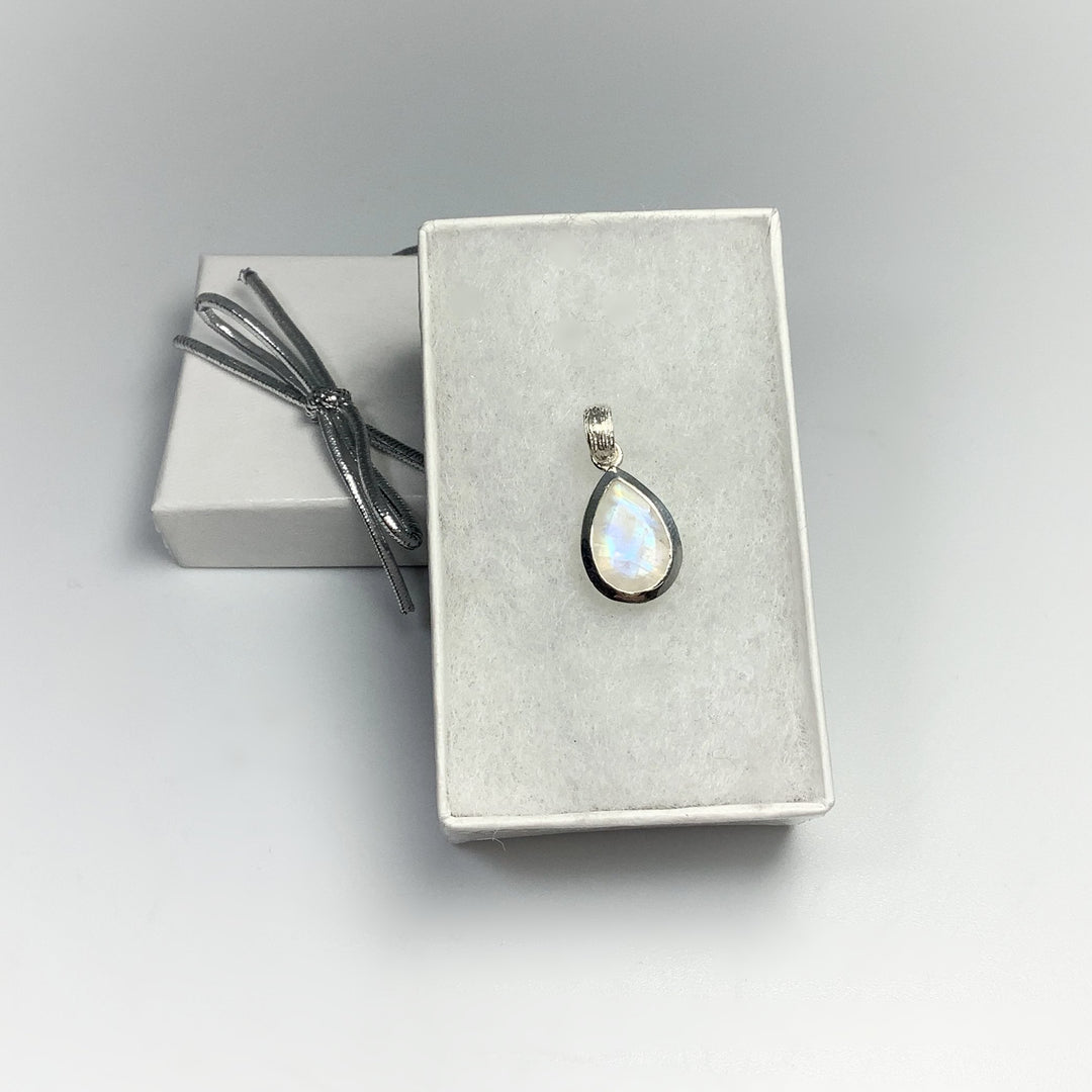 Rainbow Moonstone Pendant