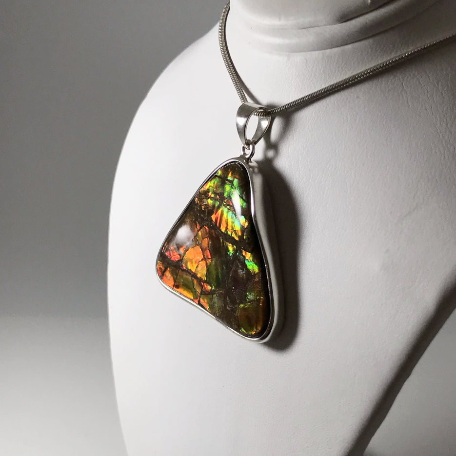 Alberta Ammolite Pendant