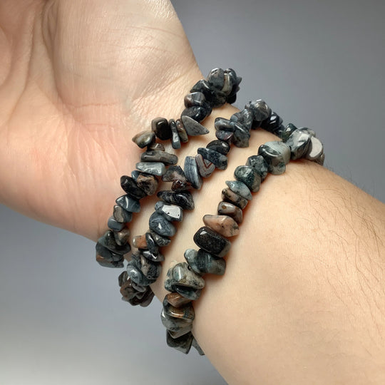 Black Crazy Lace Agate Chip Beaded Bracelet