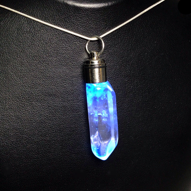 LED Quartz Point Pendant