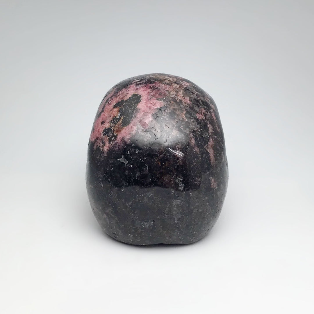 Carved Rhodonite Skull