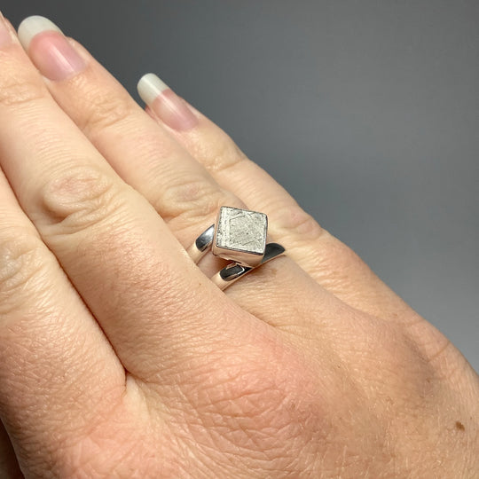 Muonionalusta Meteorite Ring