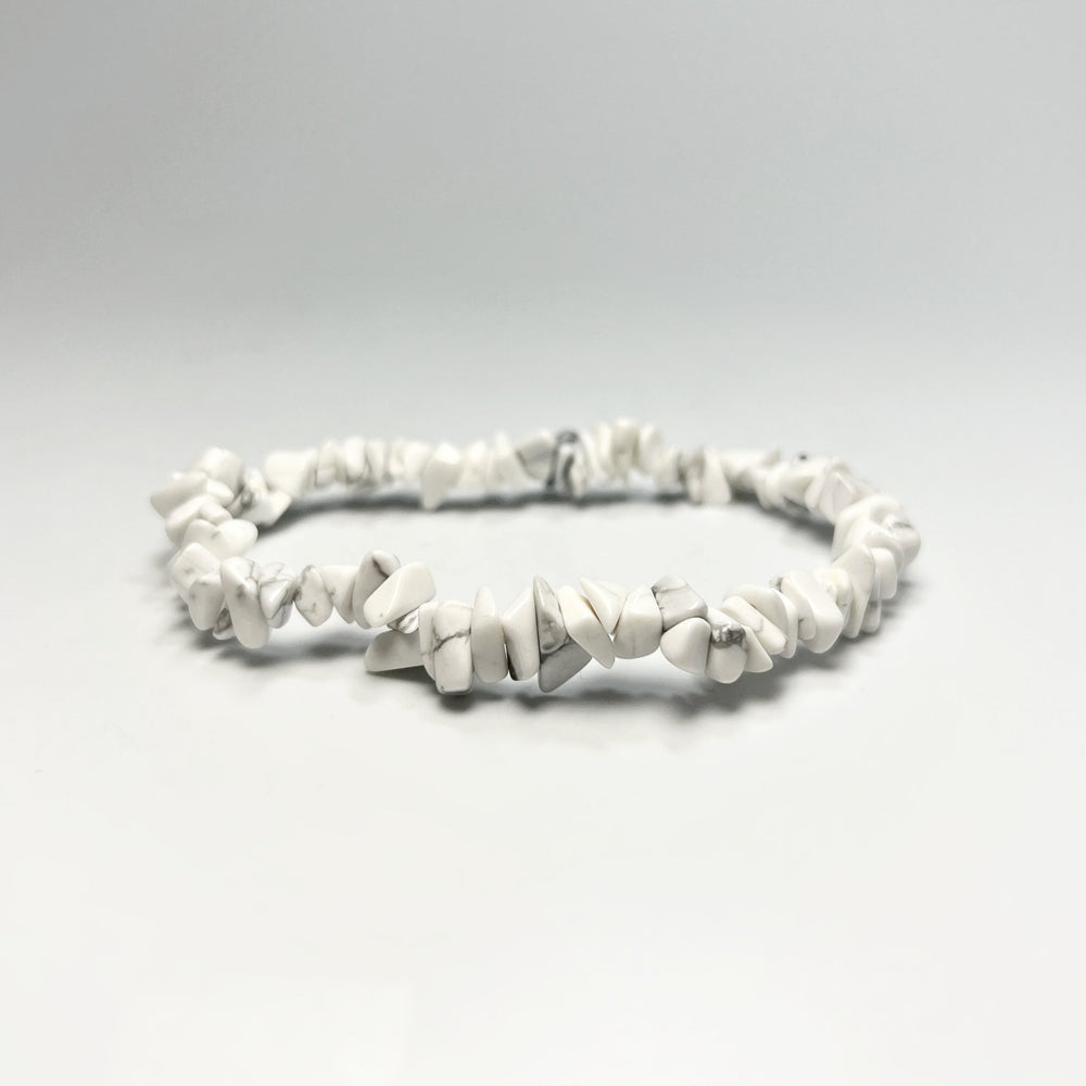 Howlite Chip Beaded Bracelet