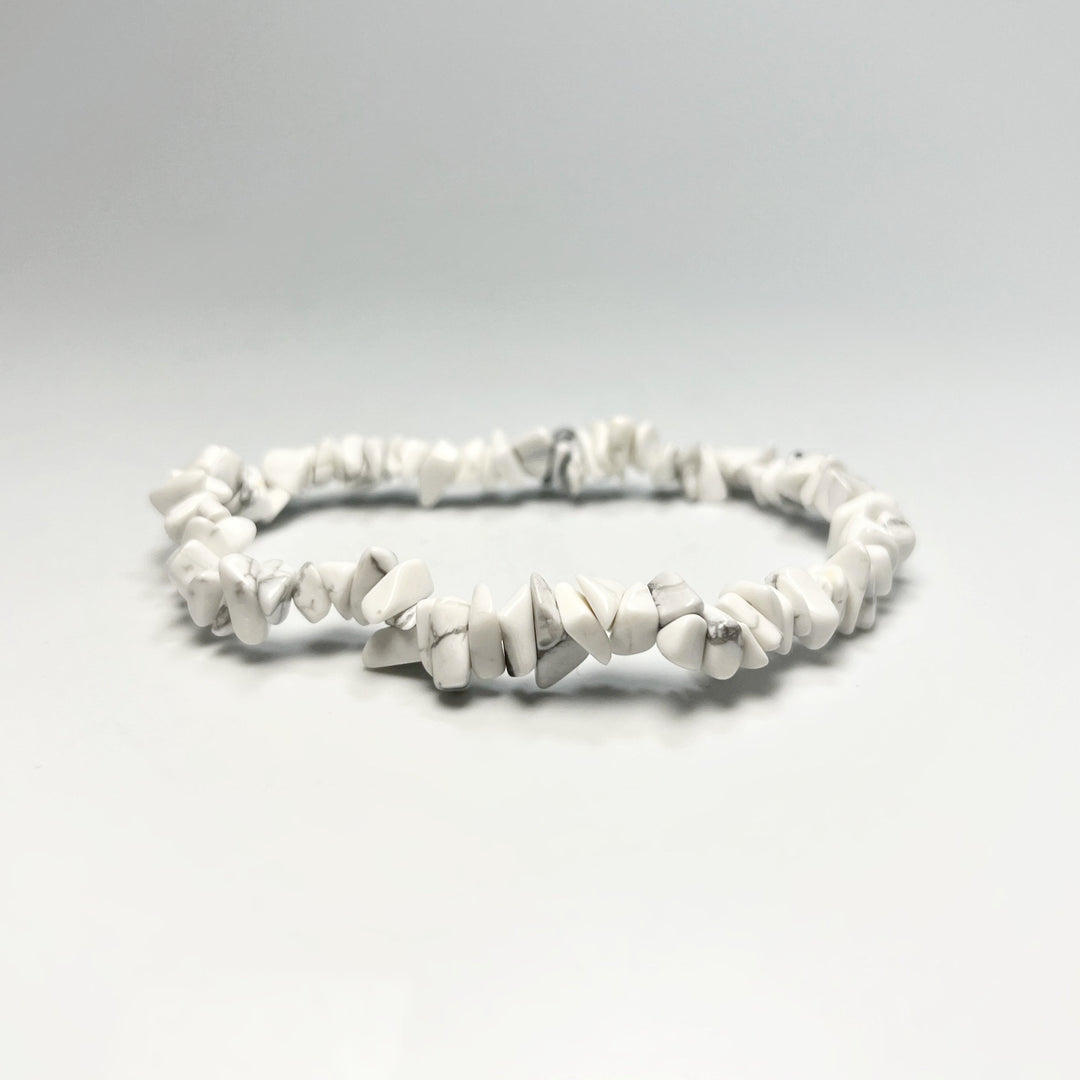 Howlite Chip Beaded Bracelet