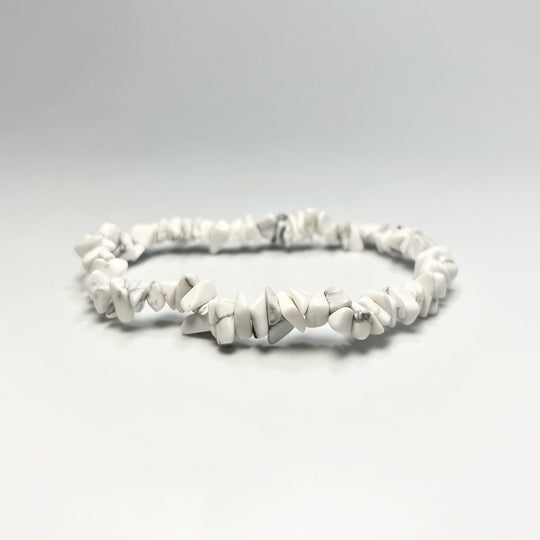 Howlite Chip Beaded Bracelet