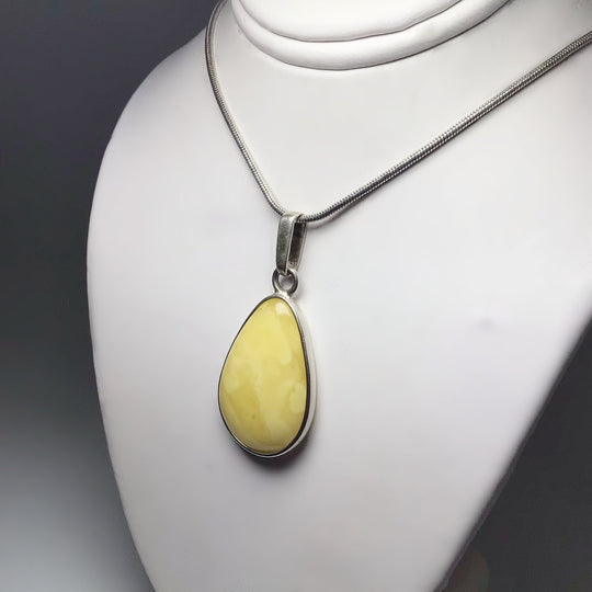 Butterscotch Amber Pendant