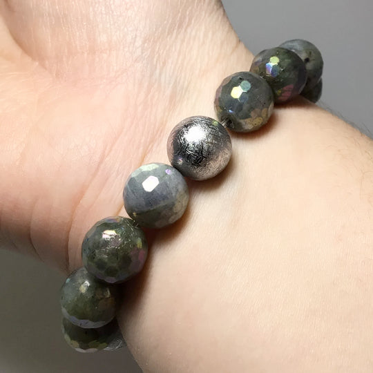 Titanium Plated Faceted Labradorite with Muonionalusta Meteorite Beaded Bracelet