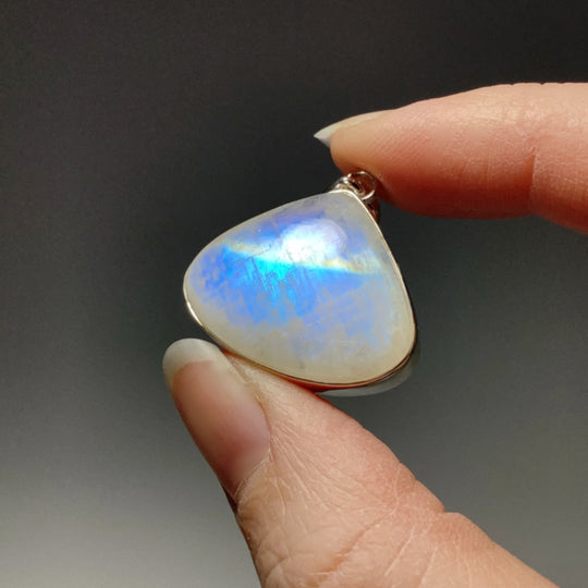 Rainbow Moonstone Pendant