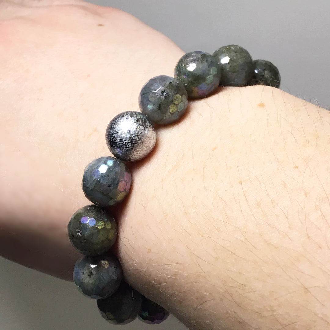 Titanium Plated Faceted Labradorite with Muonionalusta Meteorite Beaded Bracelet