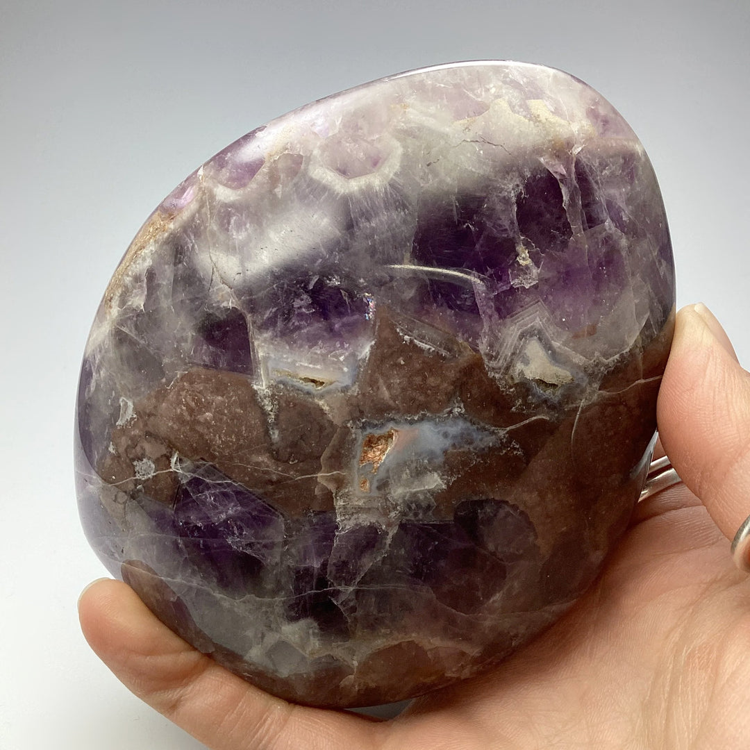 Chevron Amethyst Stand Up