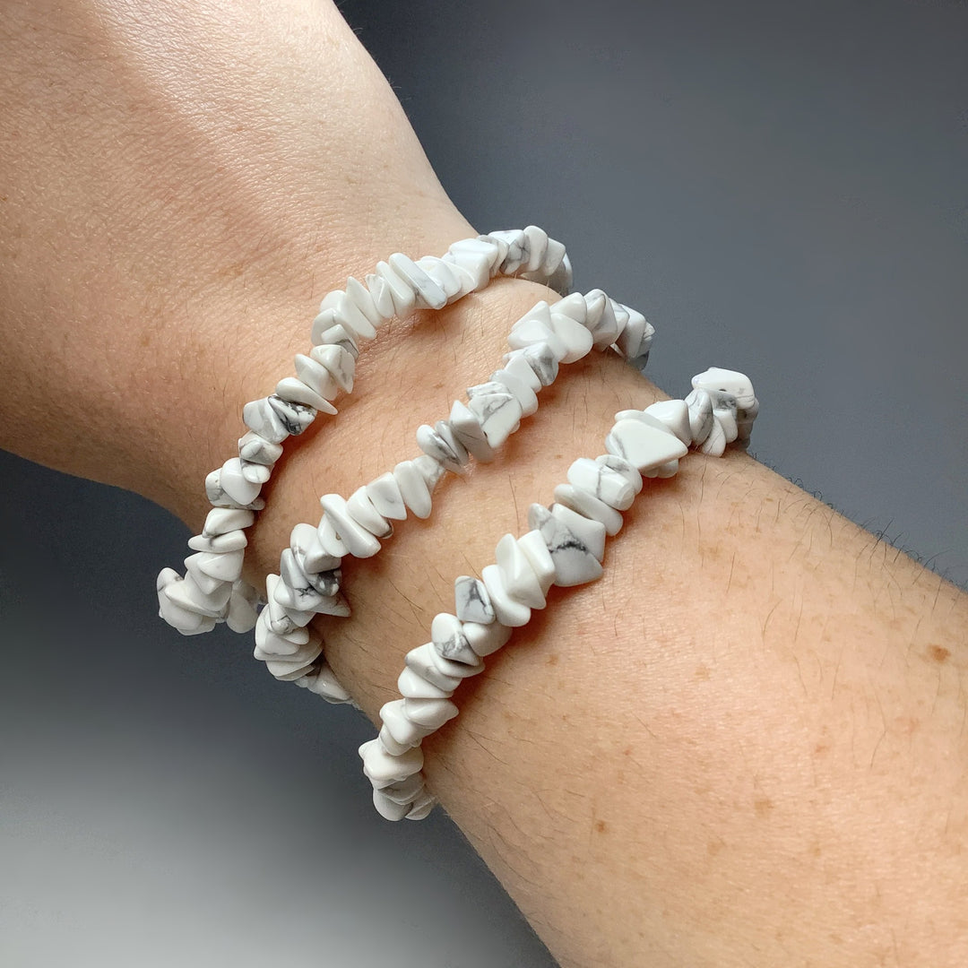 Howlite Chip Beaded Bracelet