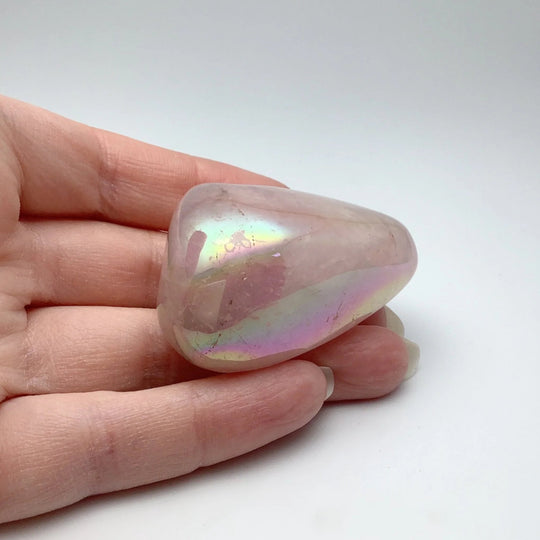 Opalescent Rose Quartz Tumble