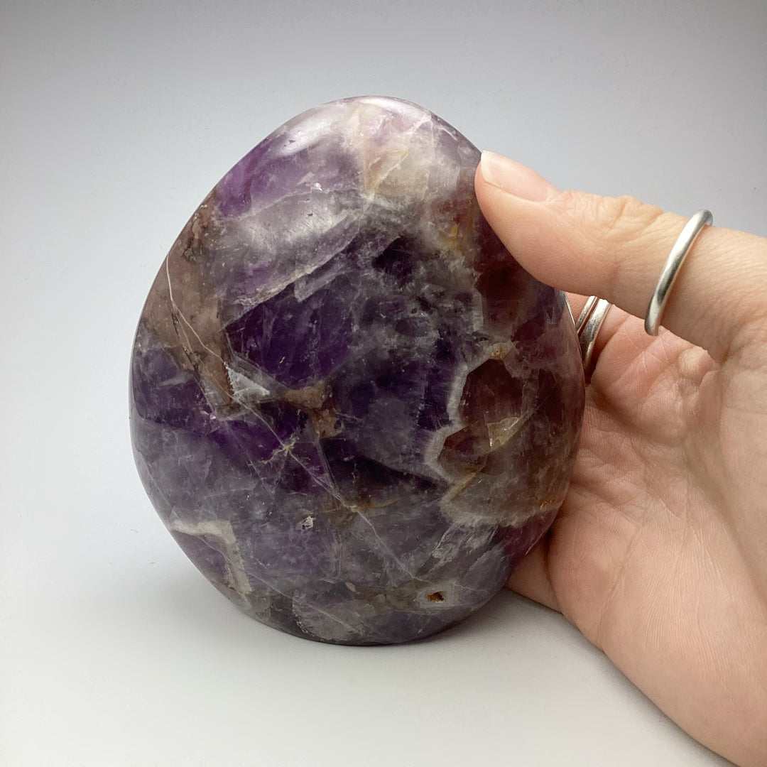 Chevron Amethyst Stand Up