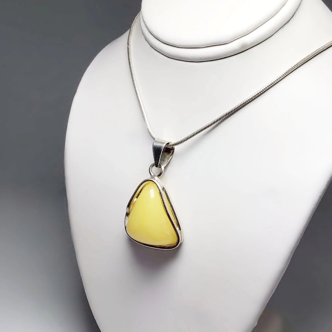 Butterscotch Amber Pendant