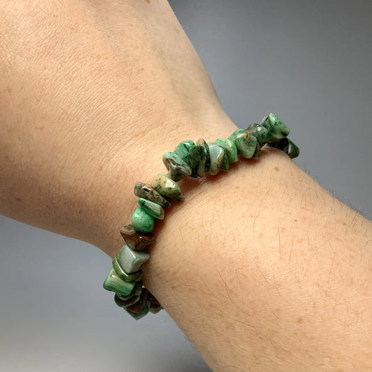 Green Crazy Lace Agate Chip Beaded Bracelet