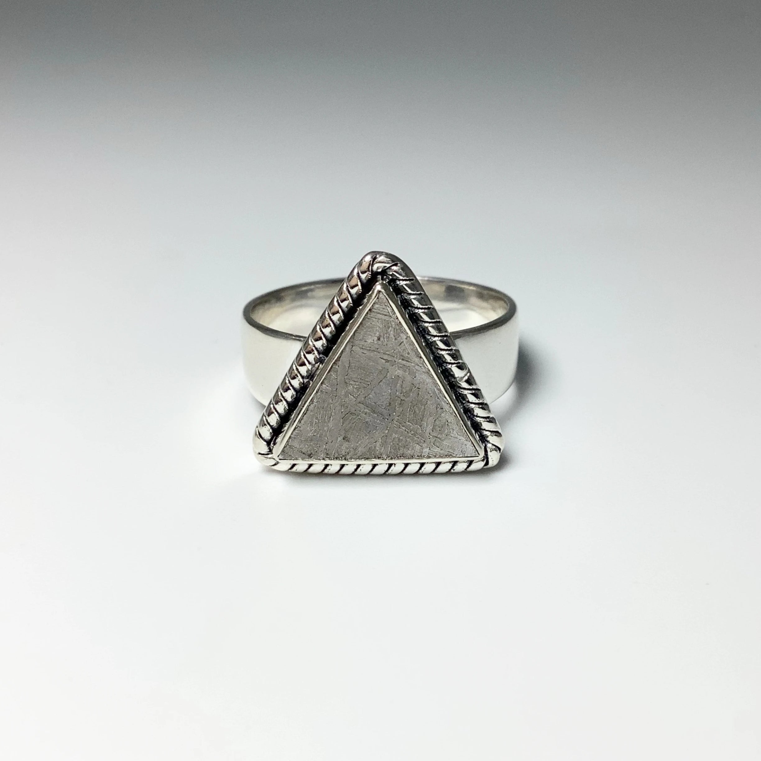 Muonionalusta Meteorite Triangle Setting Ring