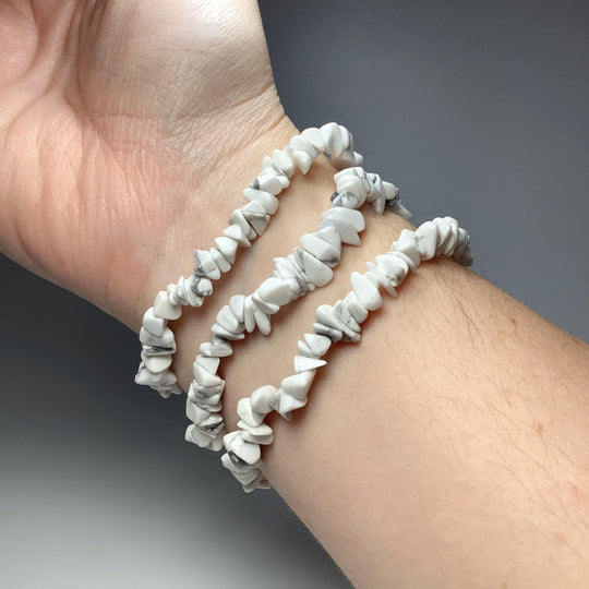 Howlite Chip Beaded Bracelet