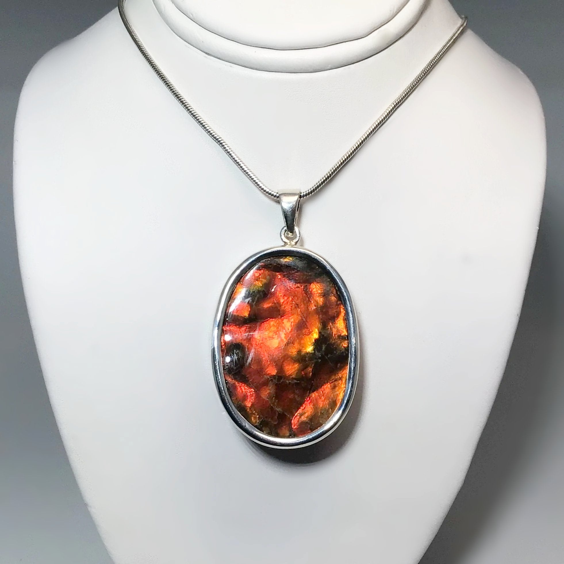 Alberta Ammolite Pendant