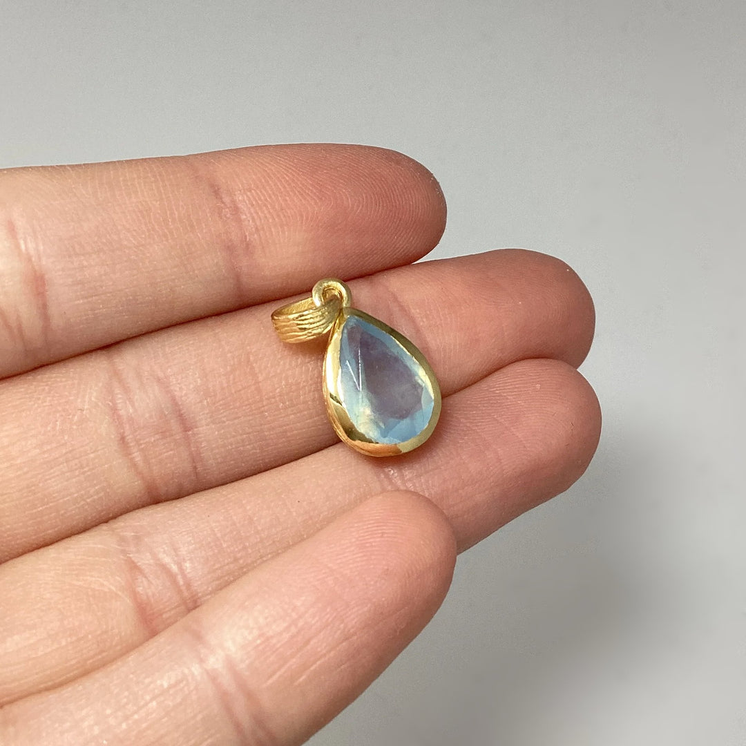 Aquamarine Pendant