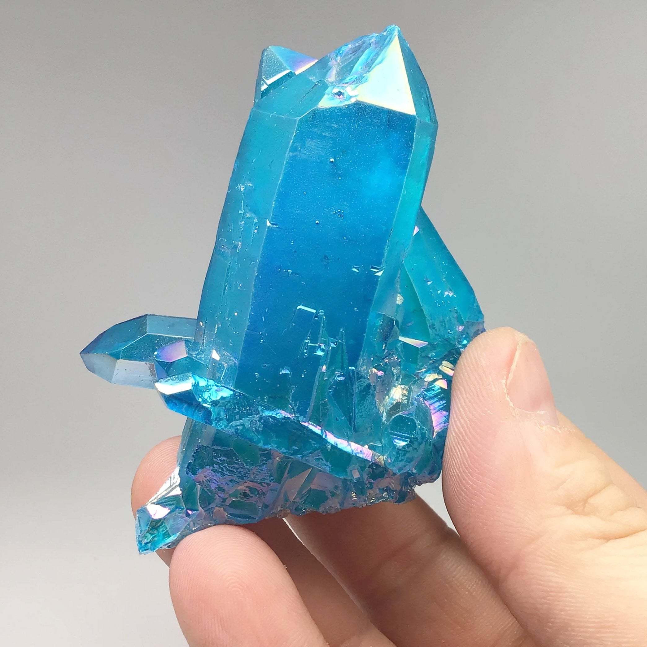 Aqua Aura Cluster authentic