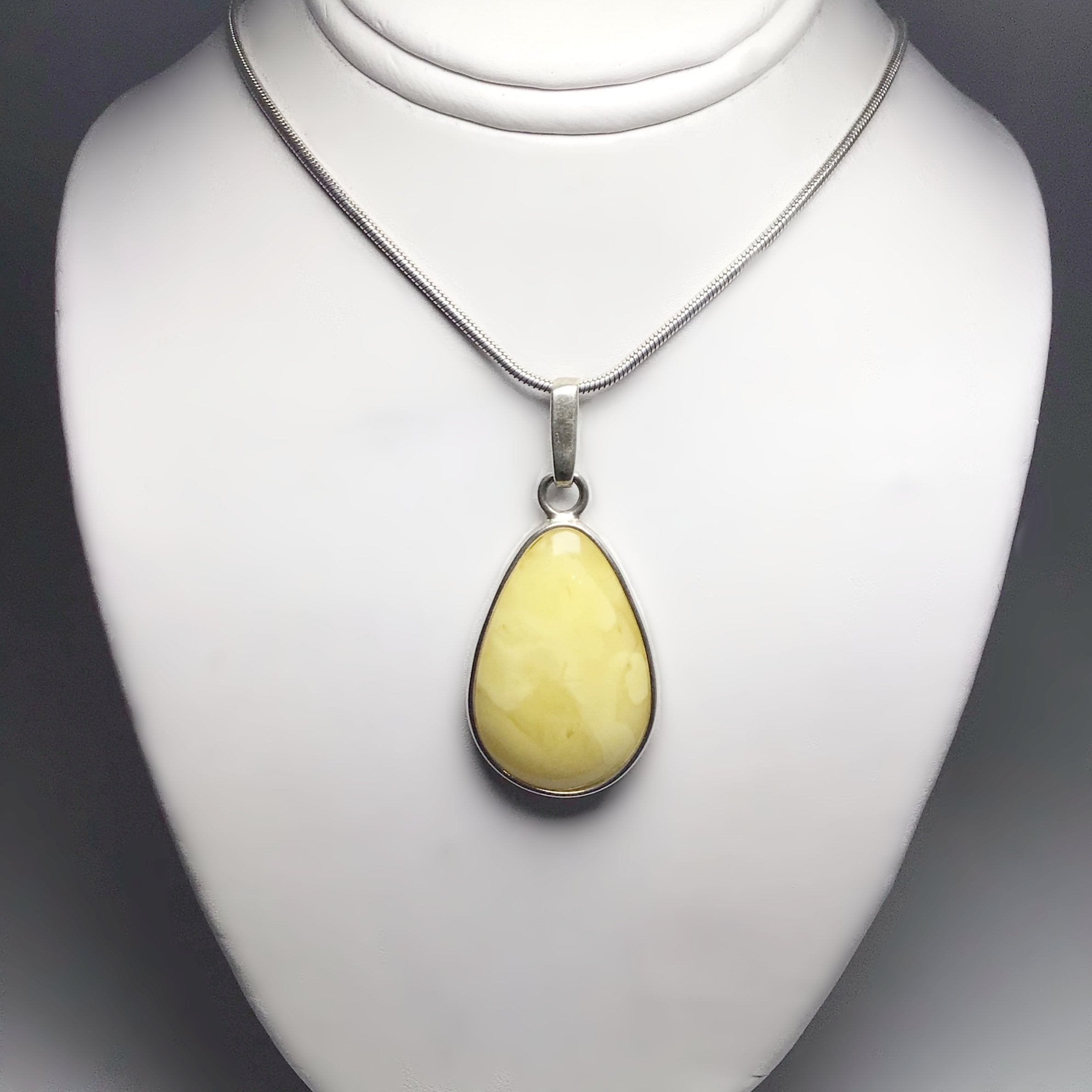 Butterscotch Amber Pendant